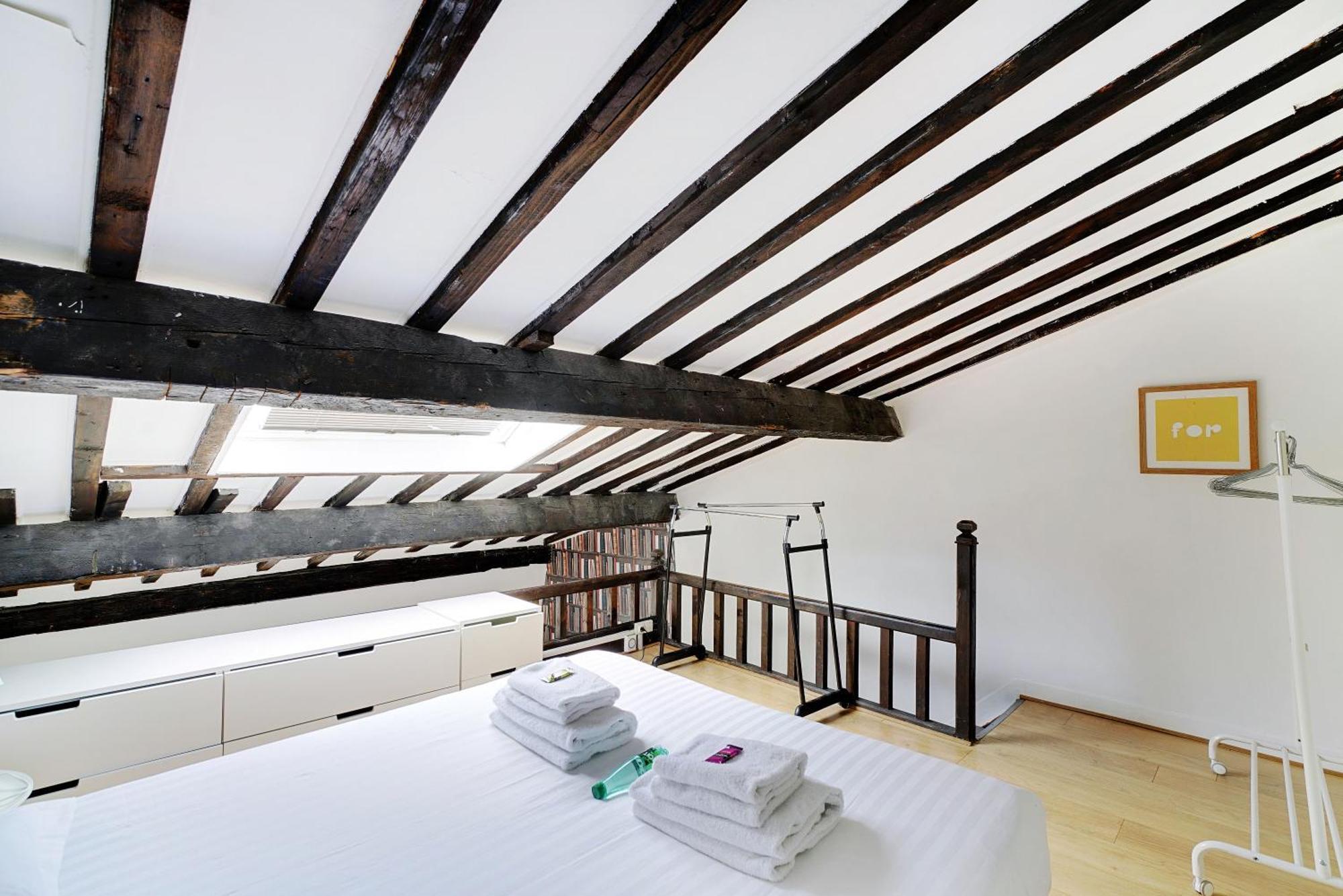 Appartement Parisian Charm In The Heart Of The Marais ! *